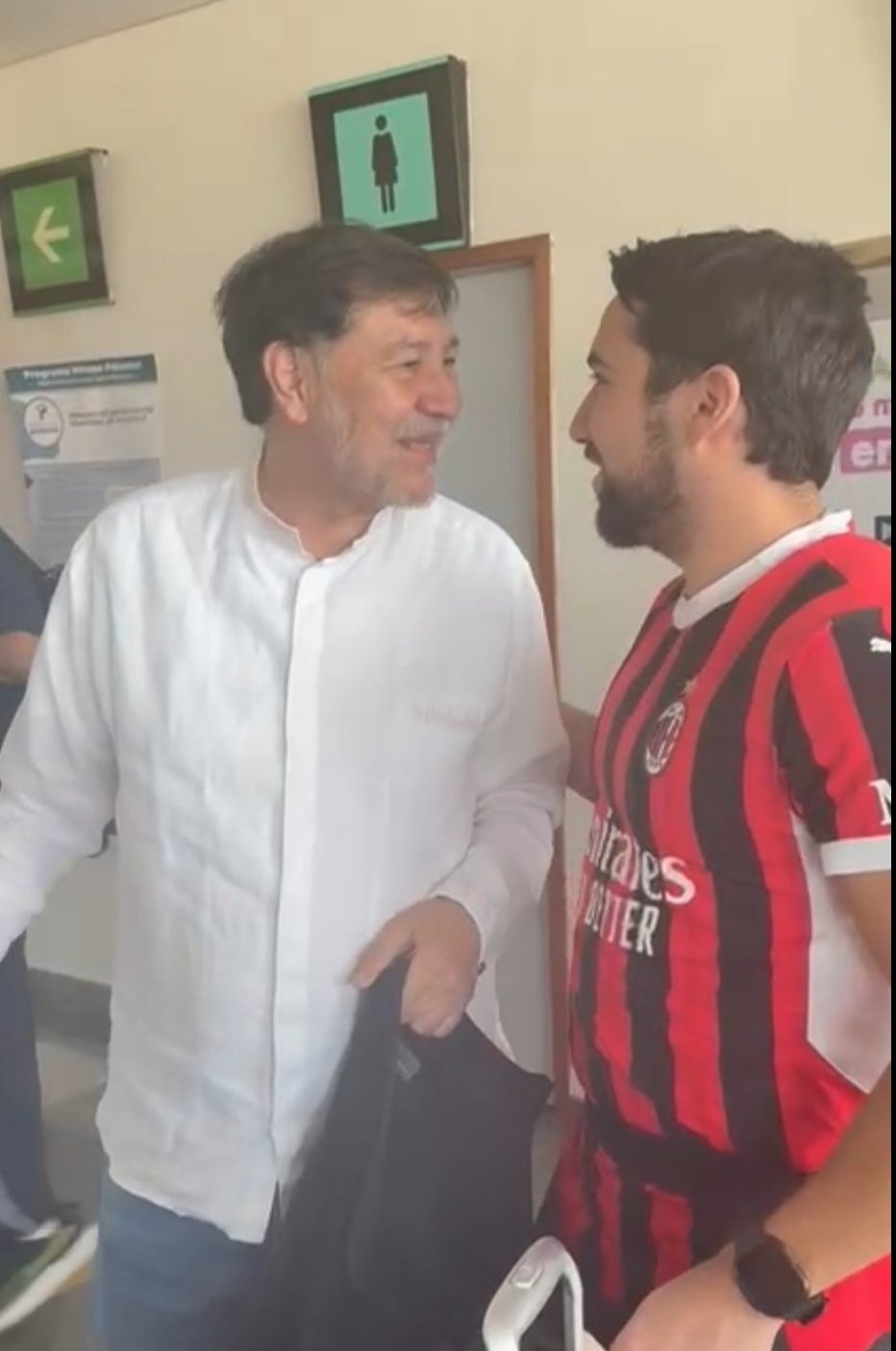 Confrontación en pleno vuelo entre Luis Felipe Calderón y Gerardo Fernández Noroña