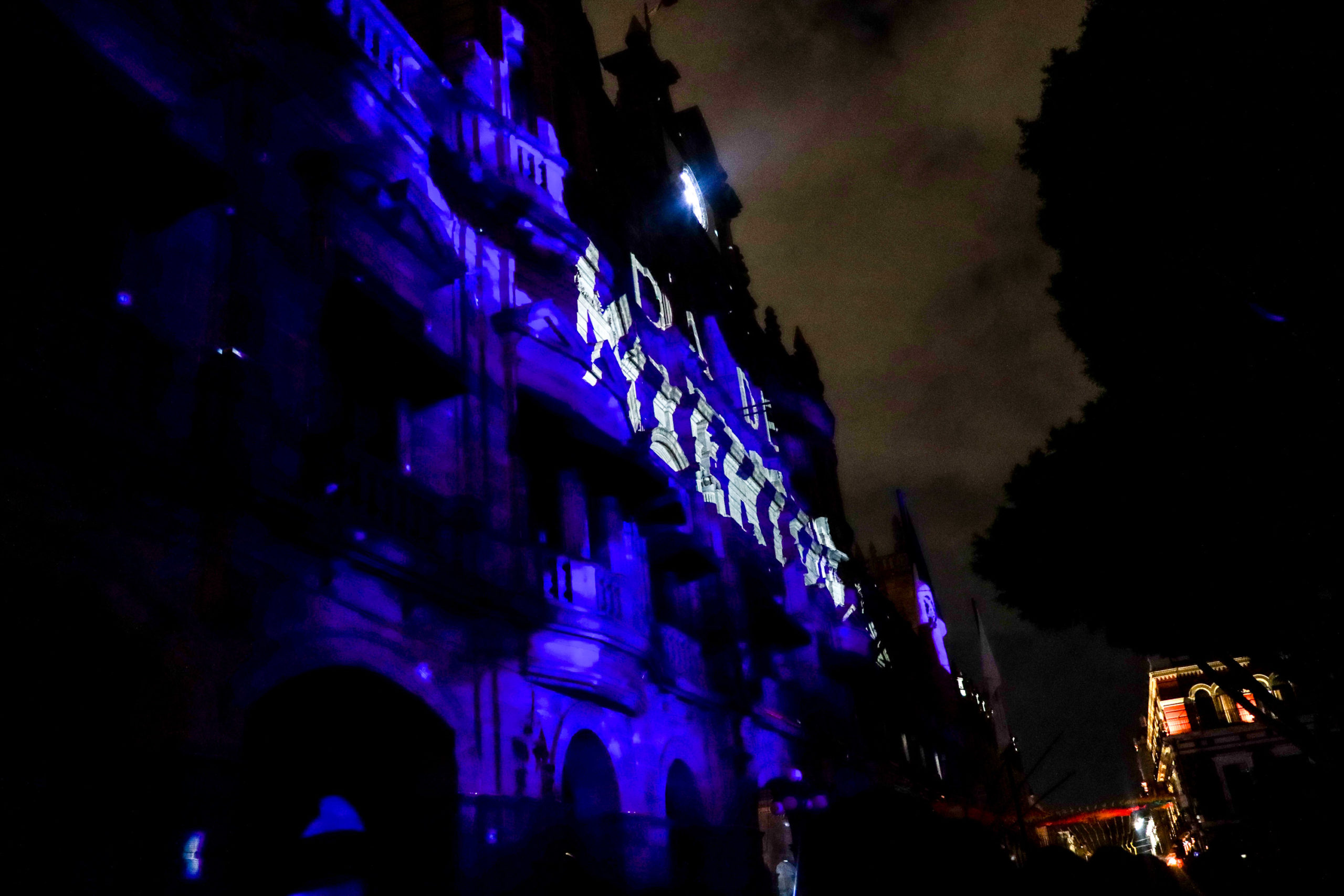 Puebla conmemora la Batalla del 5 de Mayo con video mapping en el Palacio Municipal