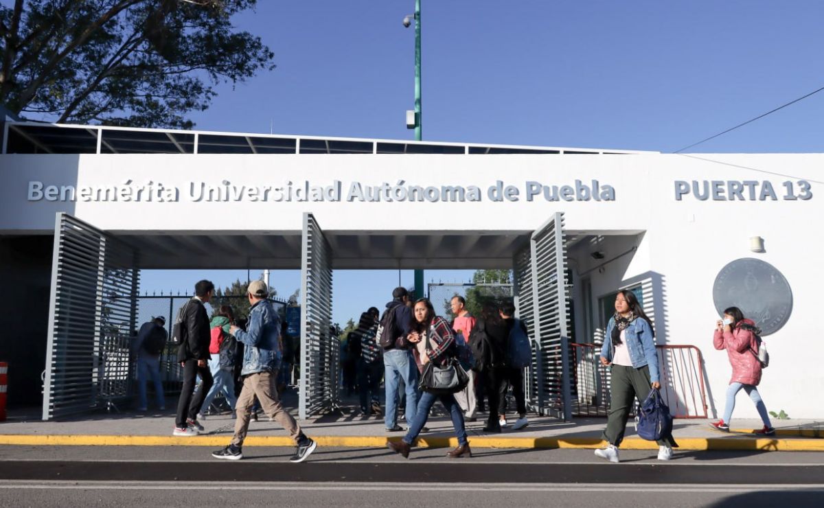 Paro estudiantil en la BUAP continuará hasta el miércoles, pese a avances en el diálogo