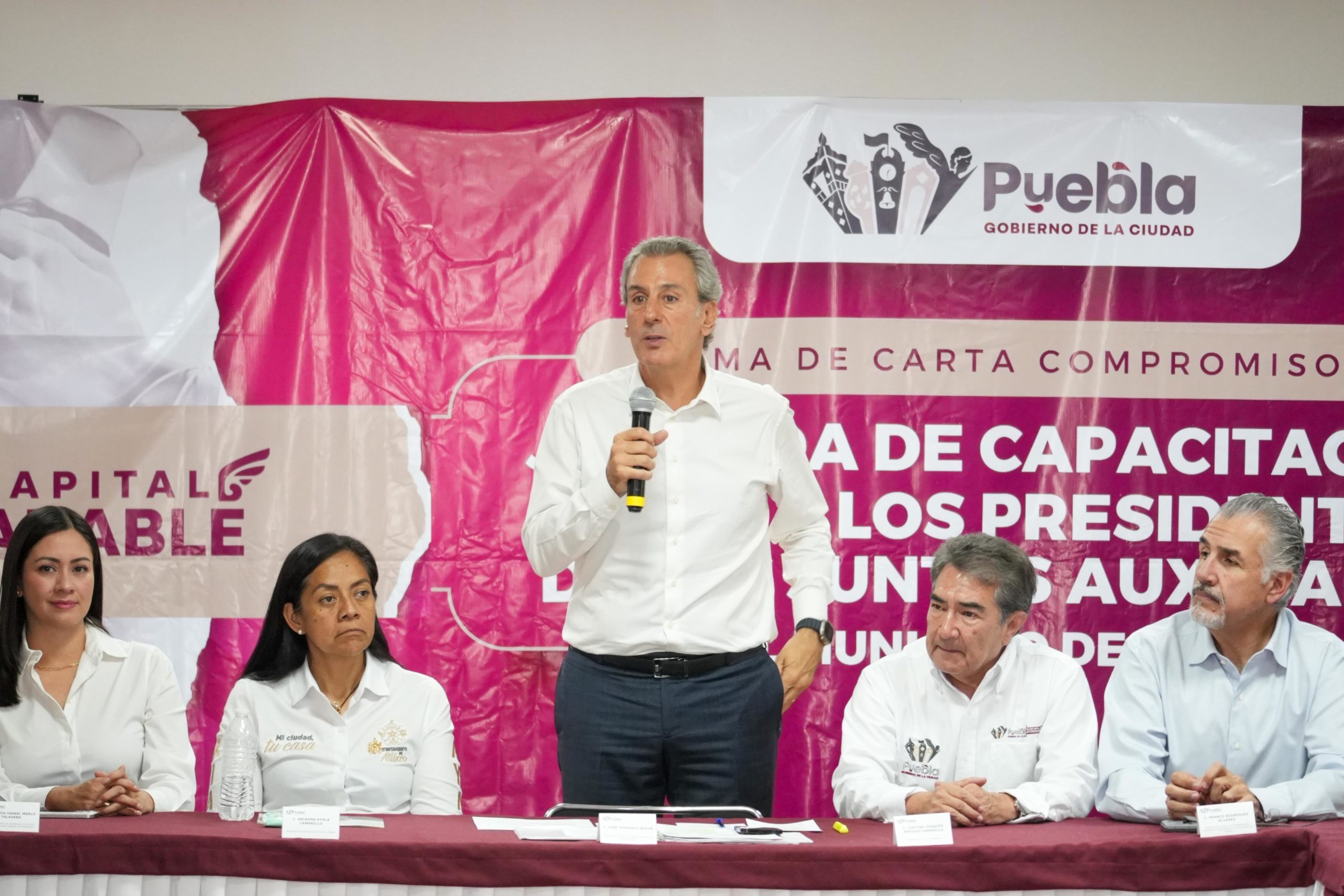 Alcalde Pepe Chedraui encabeza jornada de capacitación para presidentes auxiliares de Puebla