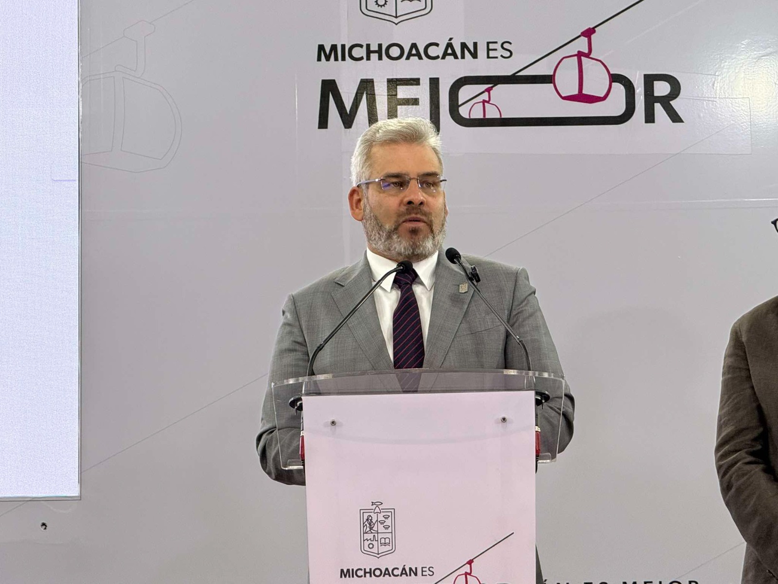 Michoacán busca castigar penalmente la difusión de narcocorridos