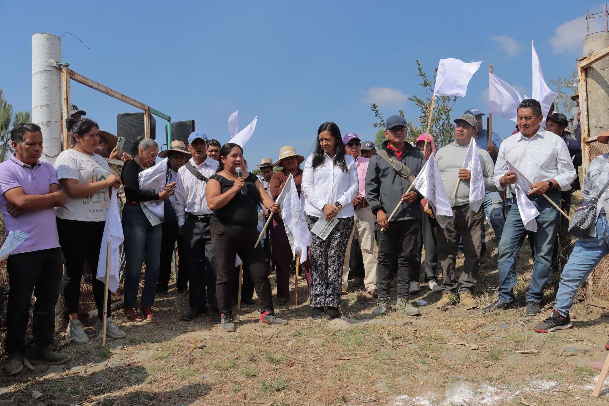 Ariadna Ayala inicia obra vial clave en San Pedro Benito Juárez, Atlixco