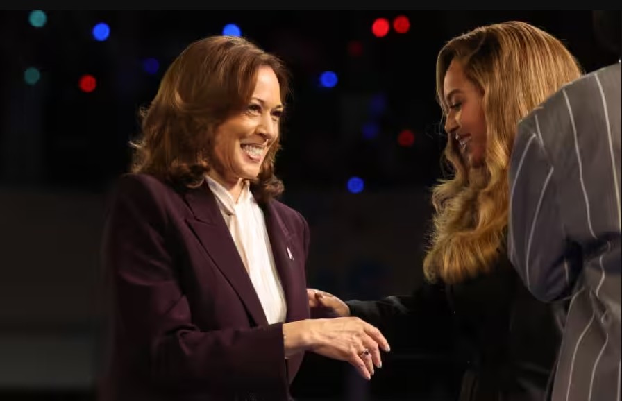 Trump exige investigar a Kamala Harris por pagos a celebridades en campaña