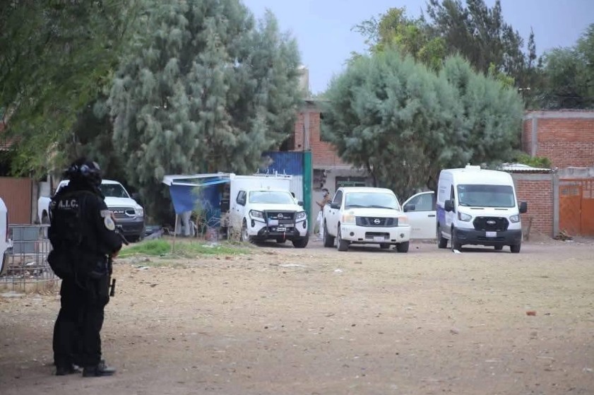 Encuentran 17 cuerpos en inmueble de Irapuato