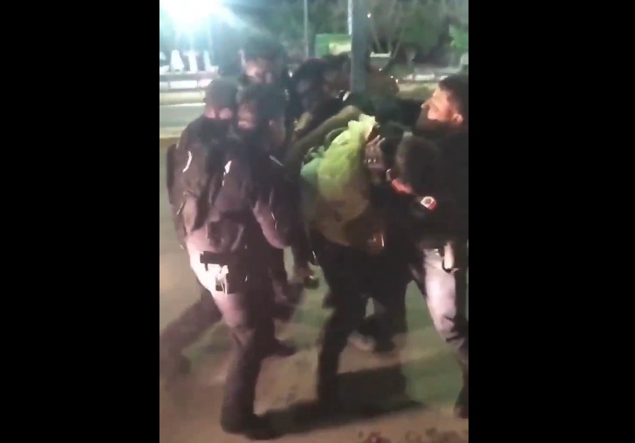 Captan en video abuso policial en Coxcatlán, Puebla