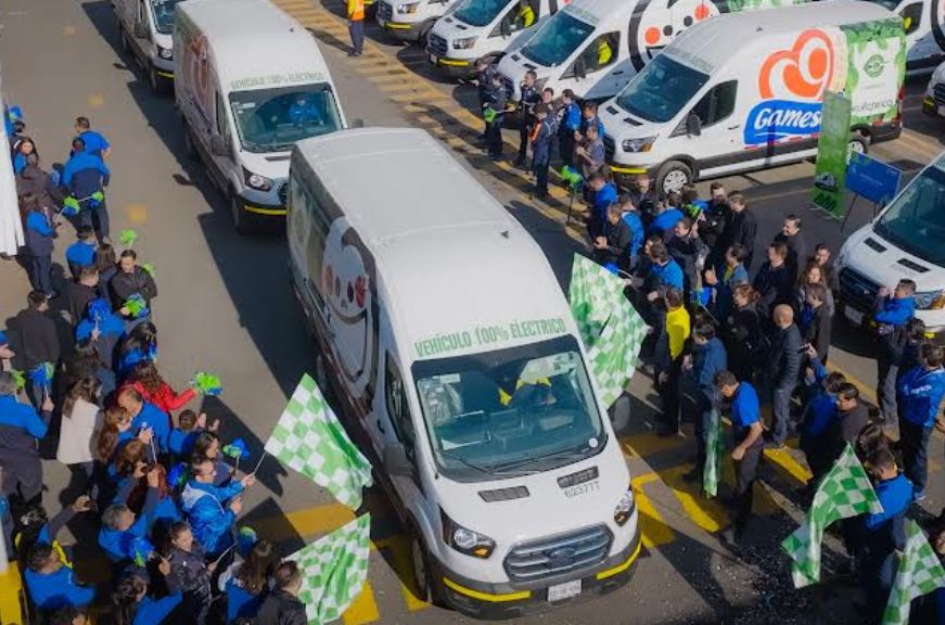 PepsiCo México moderniza su flota con vehículos eléctricos Ford