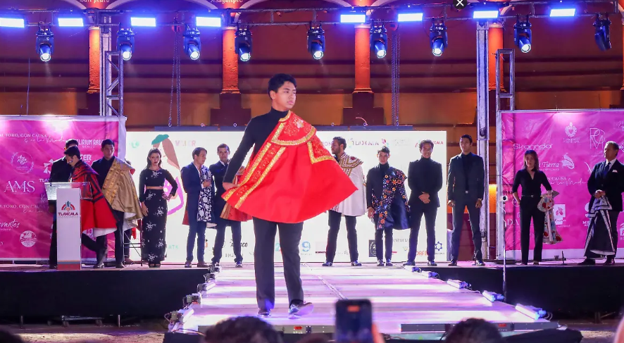 Tlaxcala brilla: Pasarela taurina logra enorme donación para familias