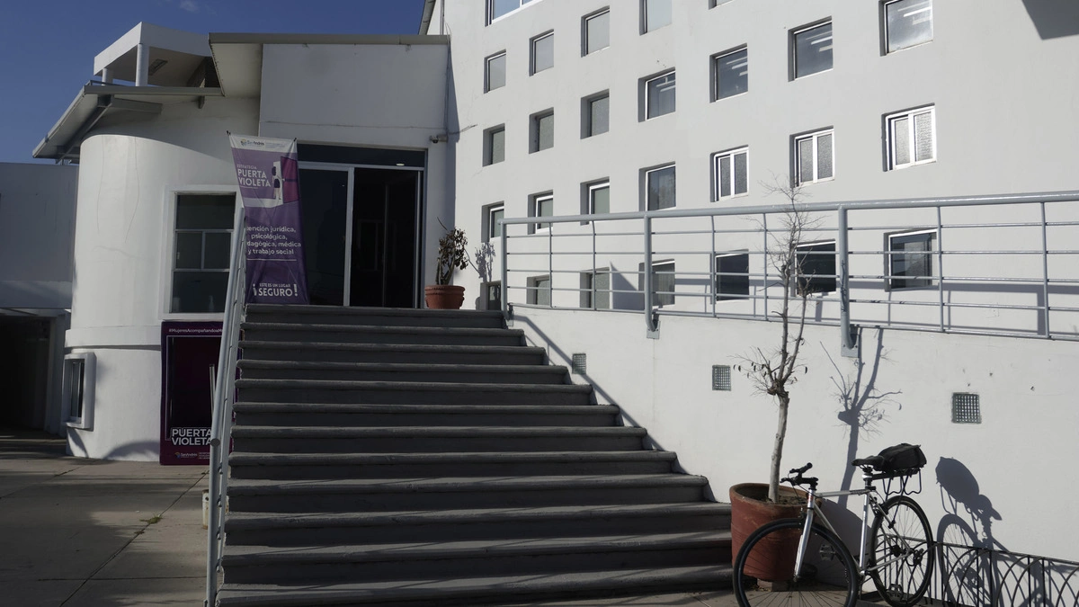 Polideportivo Flor del Bosque destinado a construcción de Casa Violeta