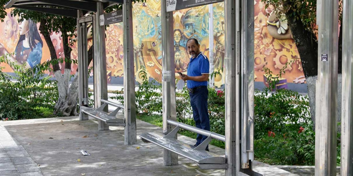 Ayuntamiento ajusta proyecto de concesión para paraderos y busca blindar mecanismos de revocación desde el inicio