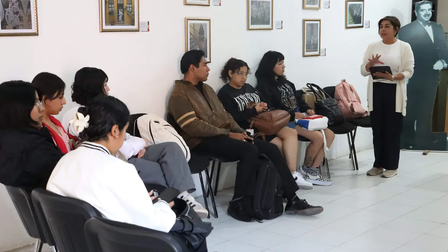 Poesía que incomoda: Universitarias de Tlaxcala alzan la voz contra la violencia