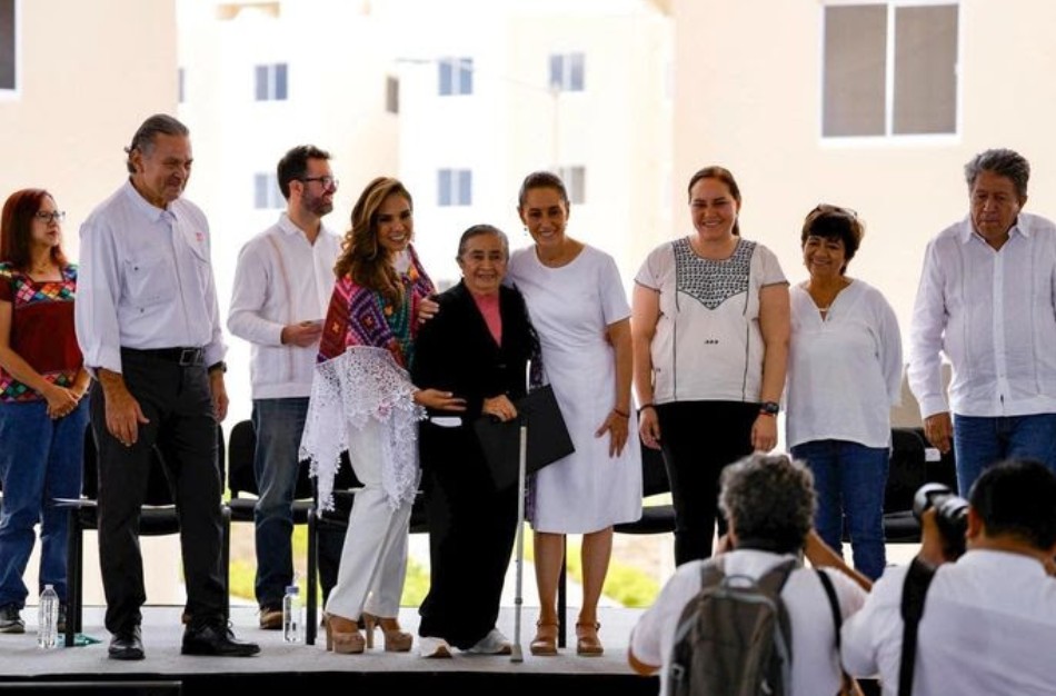 Más familias con hogar seguro en Quintana Roo