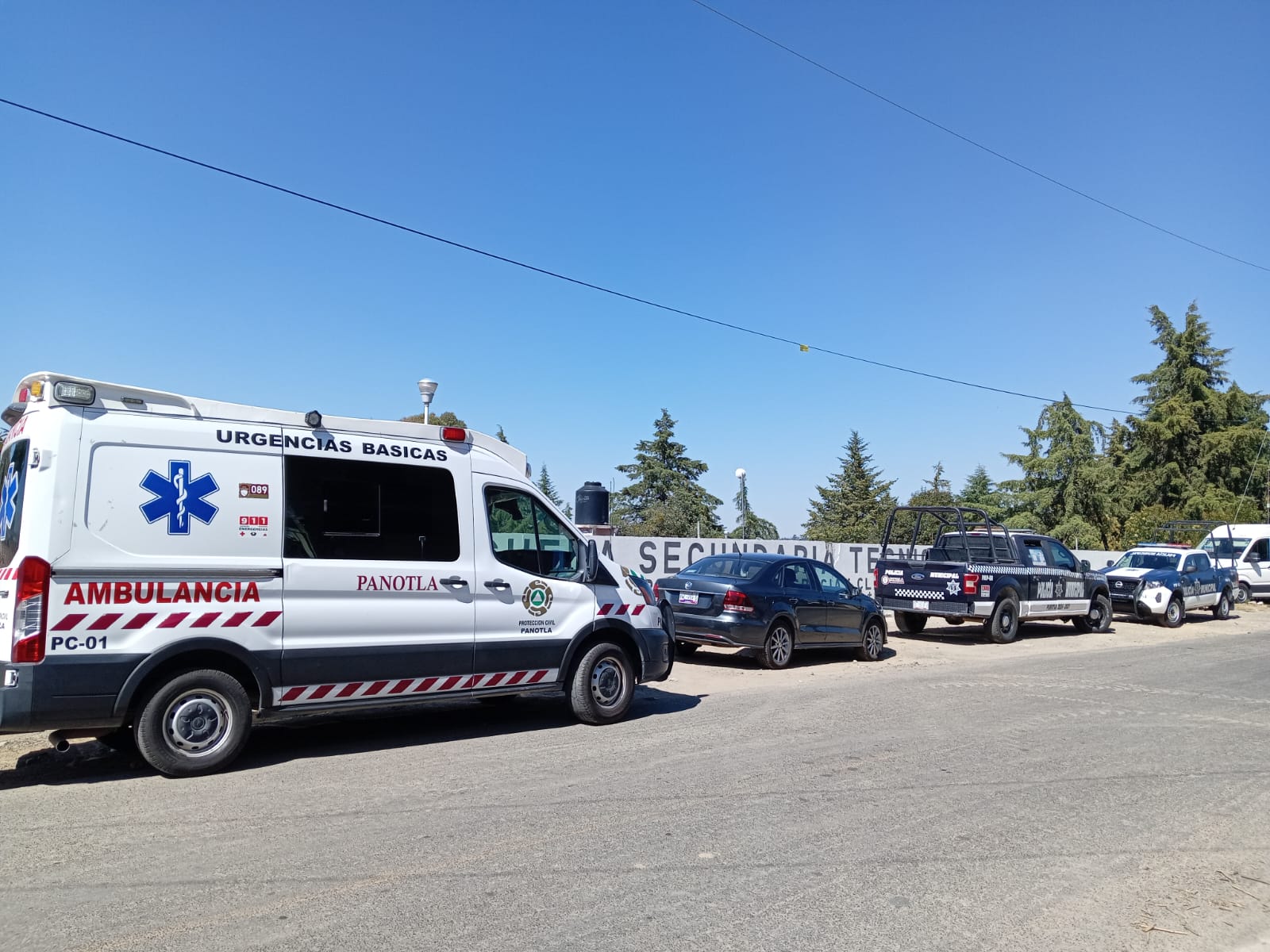 Hallan restos humanos dentro de secundaria técnica, en Panotla