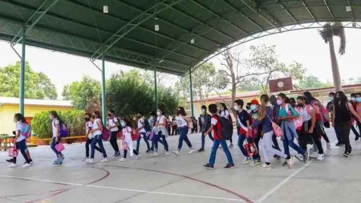 Continuarán suspendidas las clases en 19 municipios de Puebla afectados por lluvias