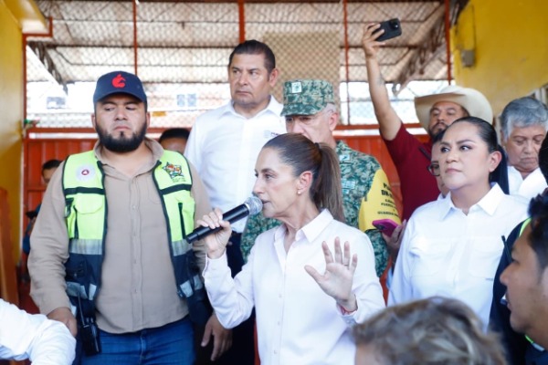 Anuncia Claudia Sheinbaum programa de viviendas para Huauchinango