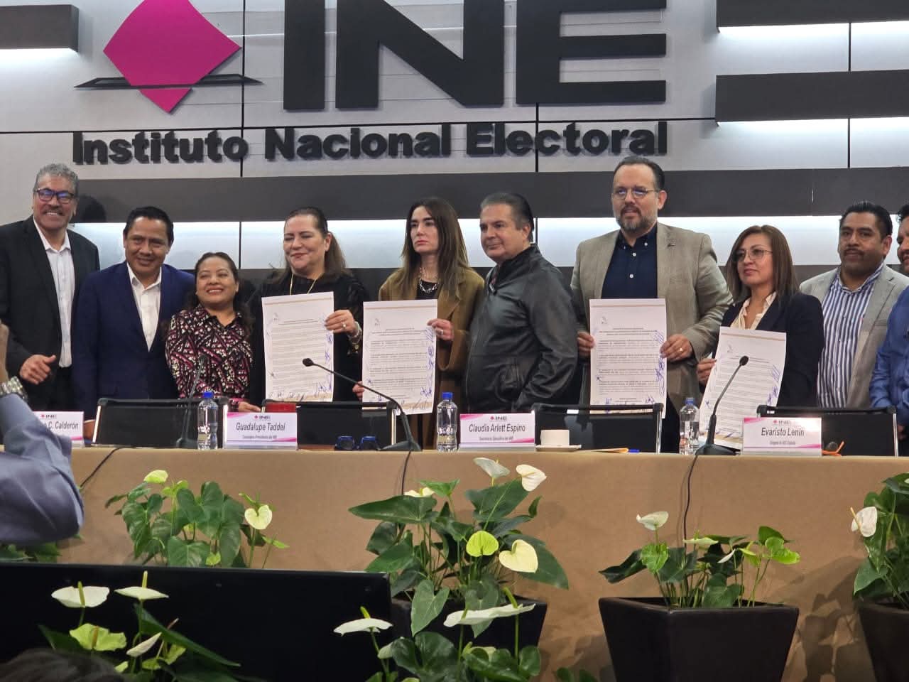 Participa PRDT en presentacion de propuestas ante el INE