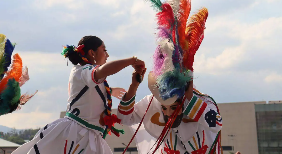 Totolac lleva el color y la tradición de Tlaxcala al Hipódromo de las Américas