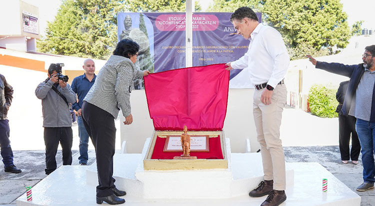 Tlaxcala celebra 40 años de la Escuela Primaria Xicohténcatl Axayacatzin