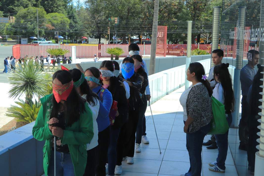 UATx fomenta la inclusión y la empatía en el Día Nacional de las Personas Ciegas