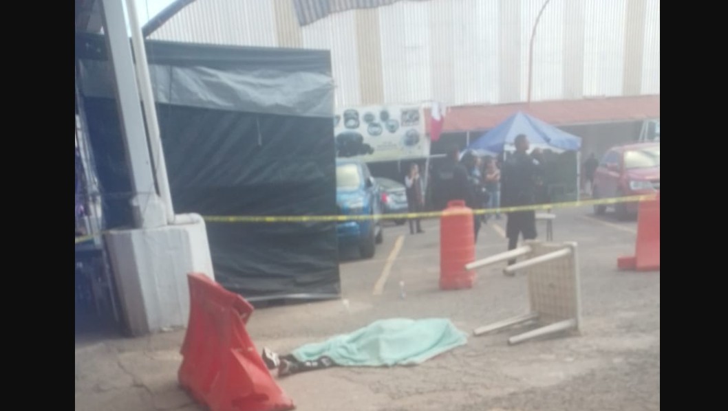 Violencia en La Fayuca: ejecutan a un hombre y hallan punto de droga