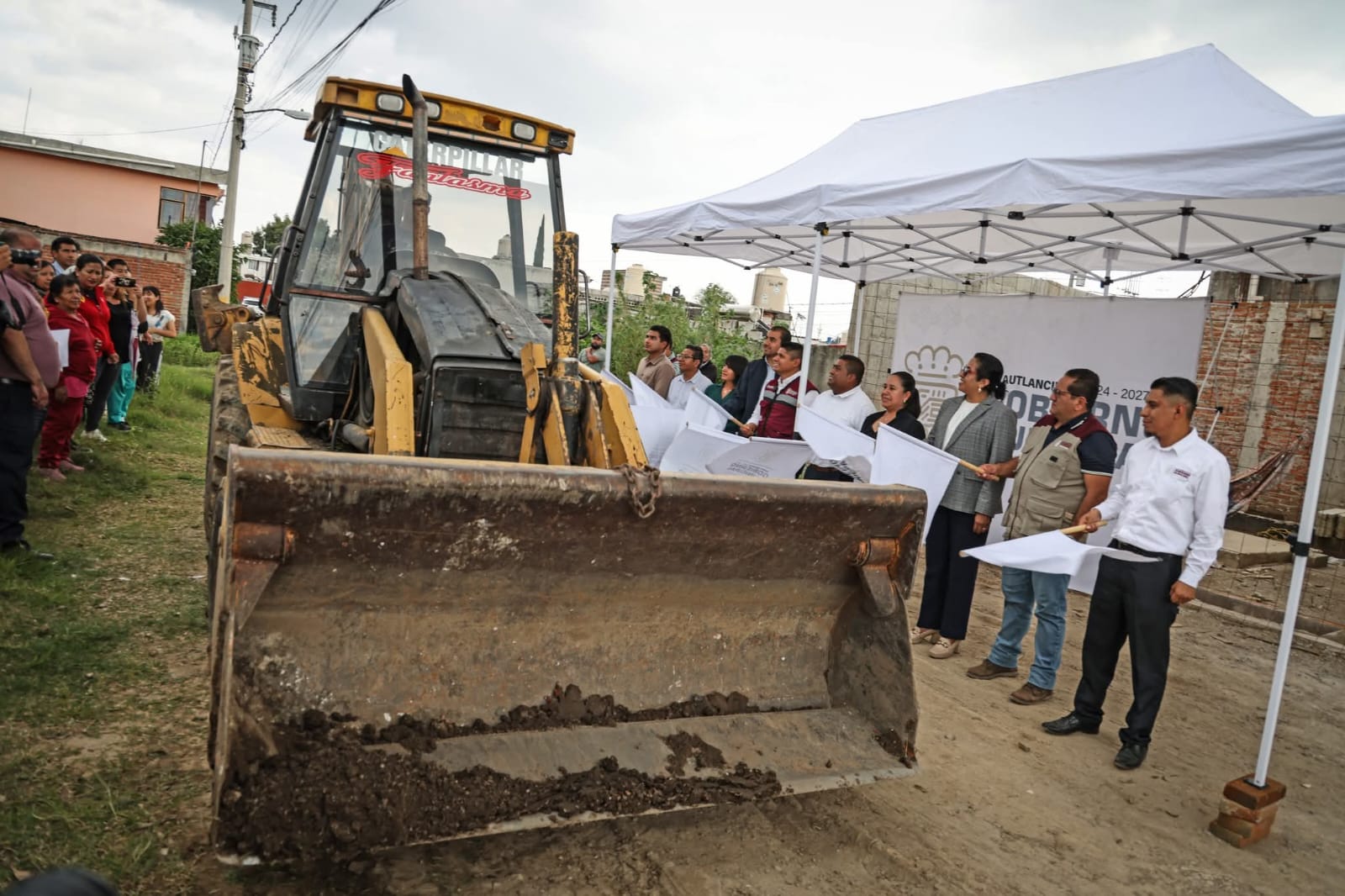 En mi gobierno estamos convirtiendo las palabras en realidades: Omar Muñoz 