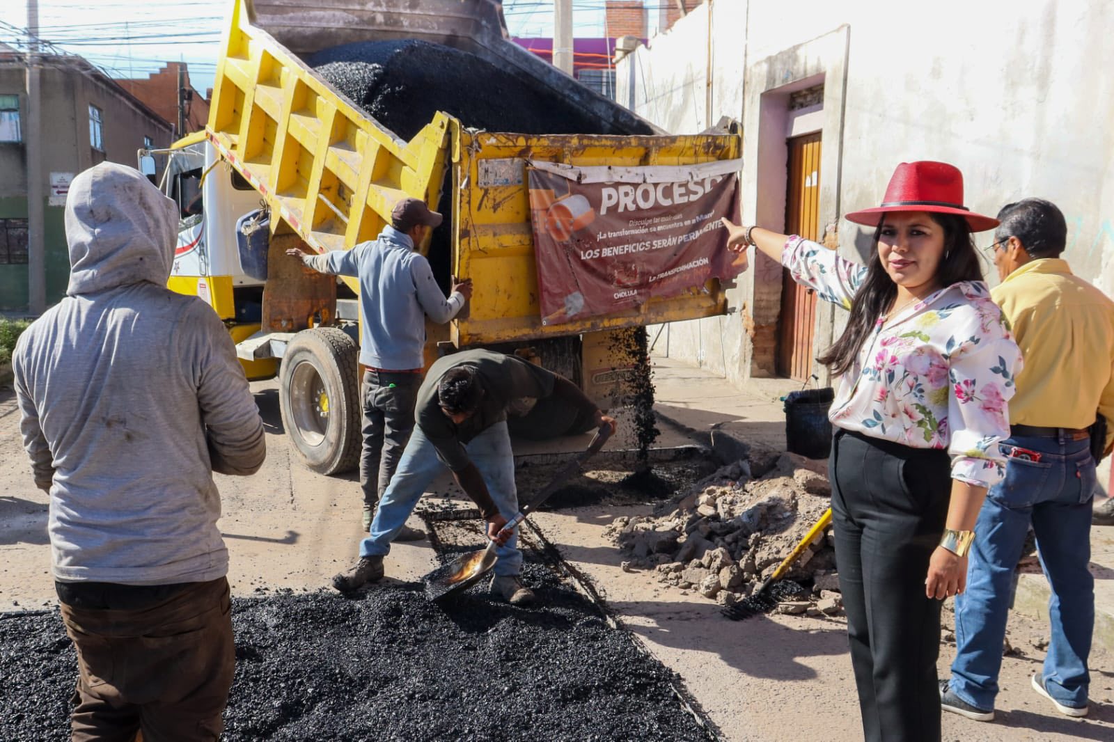 Supervisa Tonantzin Fernández el avance de obras que transforman a Cholula