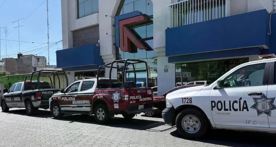 Violento asalto en Grupo Amaro Tehuacán