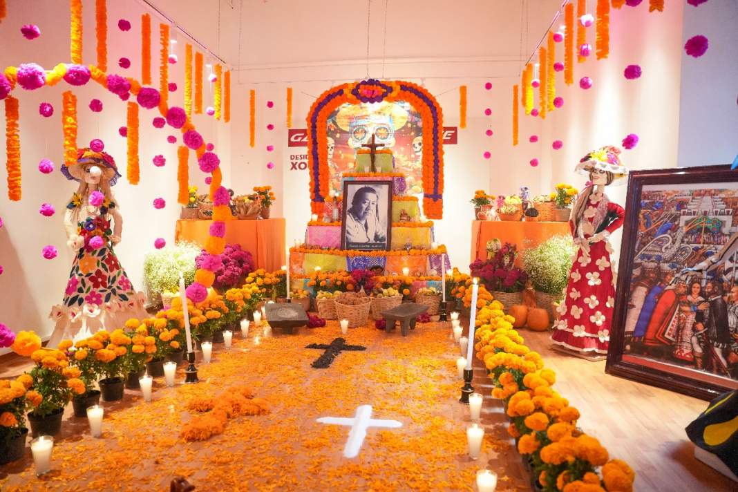 Tlaxcala honra a Desiderio Hernández Xochitiotzin con una ofrenda monumental