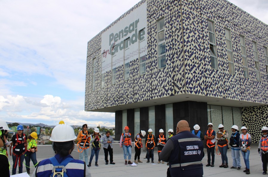 Capacitación para impulsar la transición energética en Puebla