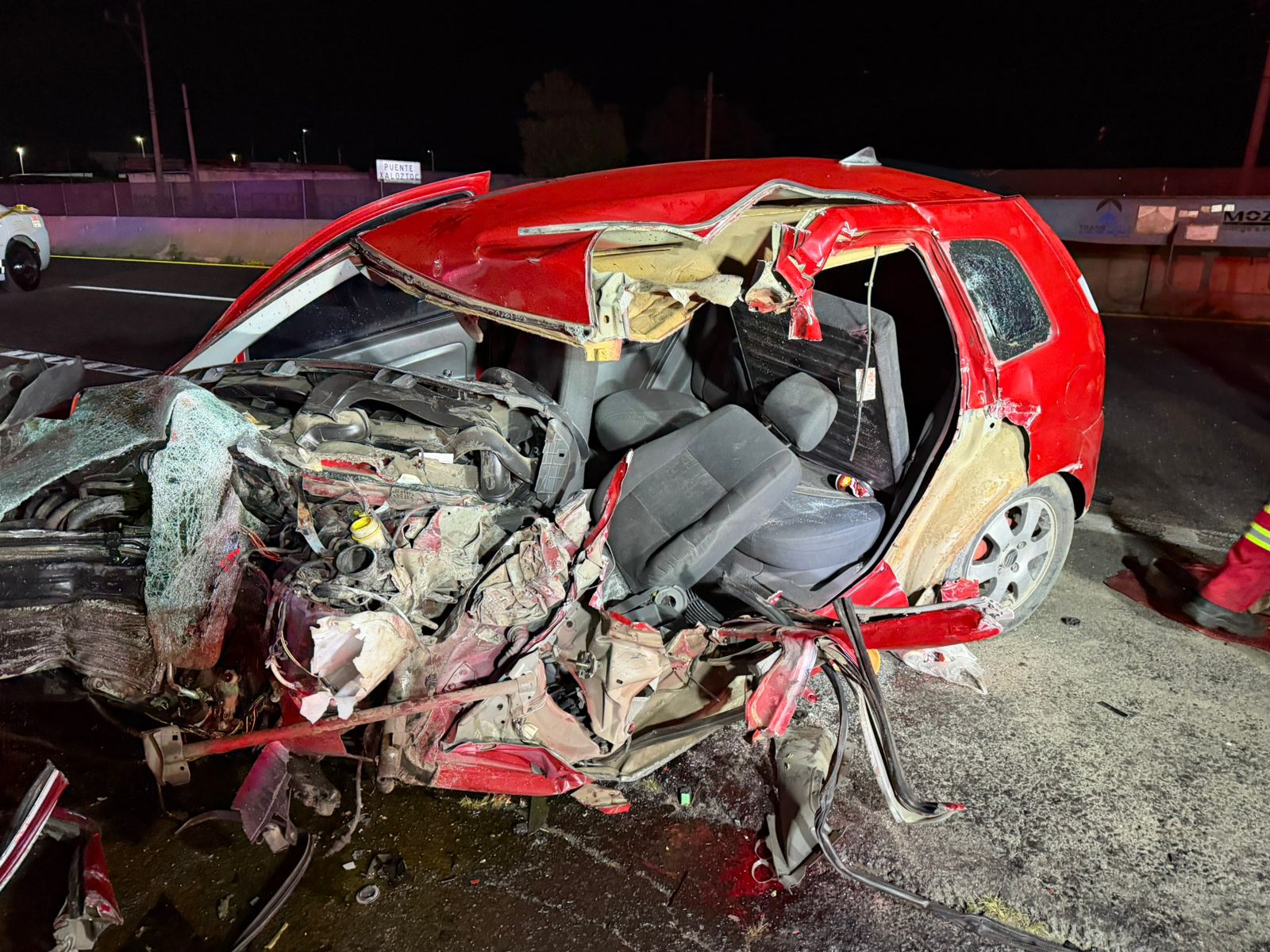 Muere hombre en choque contra tráiler en la México–Veracruz, a la altura de Xaloztoc