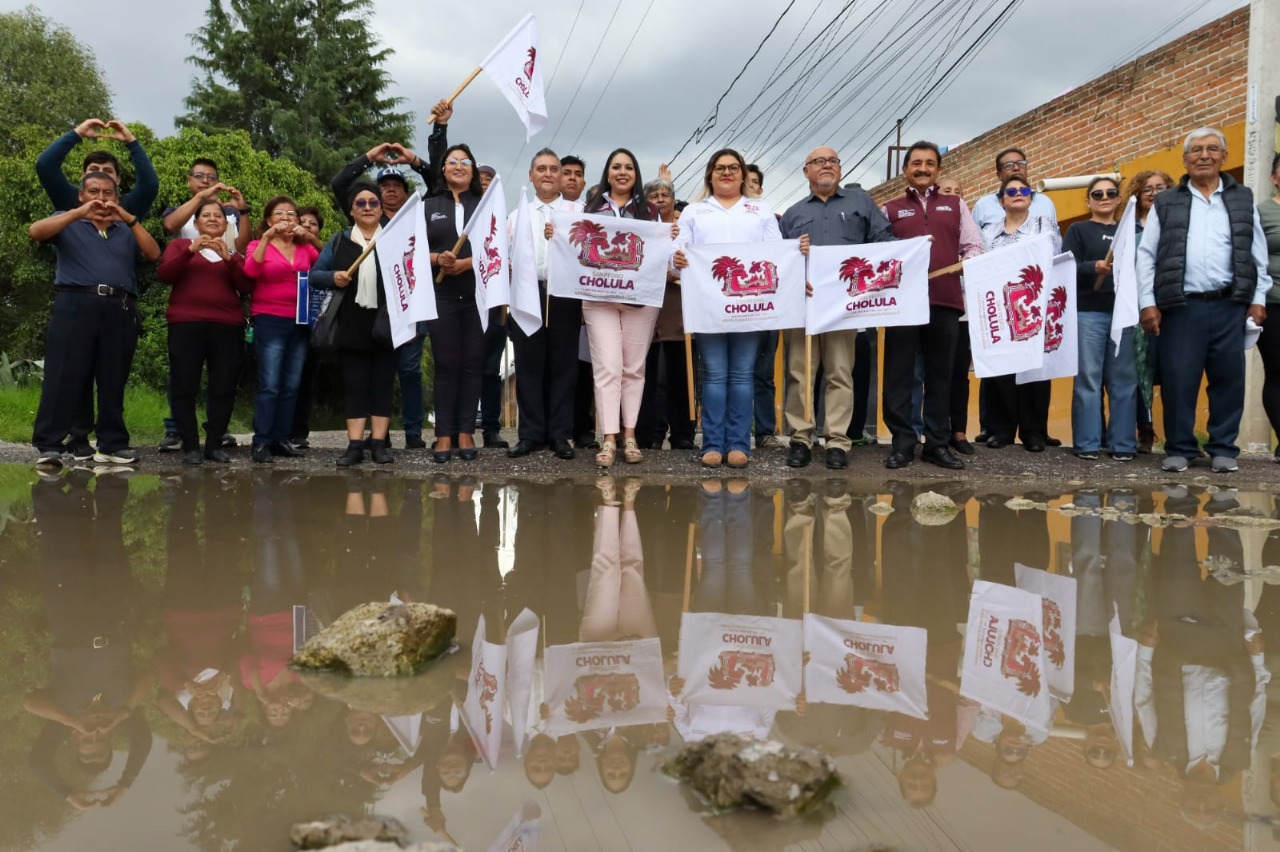 Con diálogo y cercanía, Tonantzin Fernández cumple una petición histórica en Santiago Momoxpan