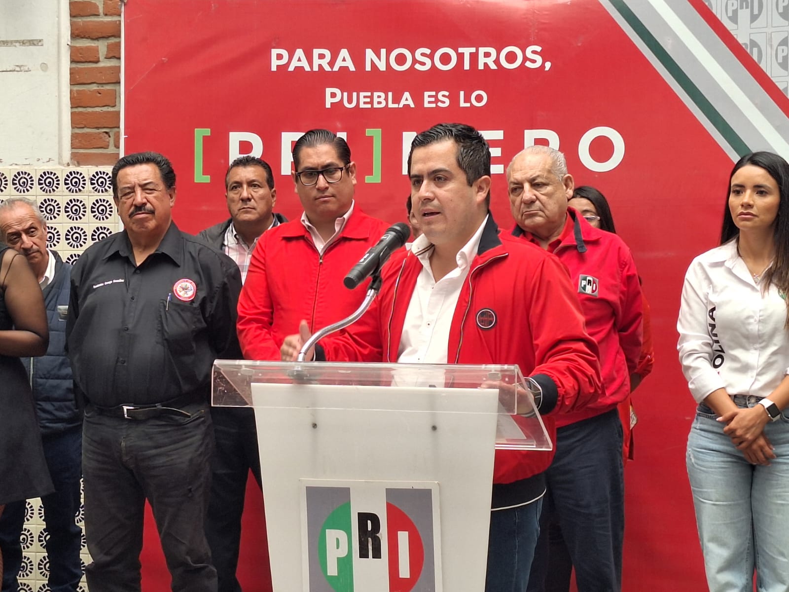 Lorenzo Rivera descarta buscar dirigencia estatal del PRI, pero se mantiene activo en tareas partidistas