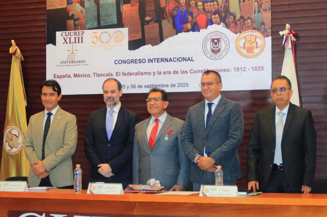 UATx inaugura Cátedra “José Luis Soberanes Fernández” para impulsar la investigación jurídicaUATx inaugura Cátedra “José Luis Soberanes Fernández” para impulsar la investigación jurídica