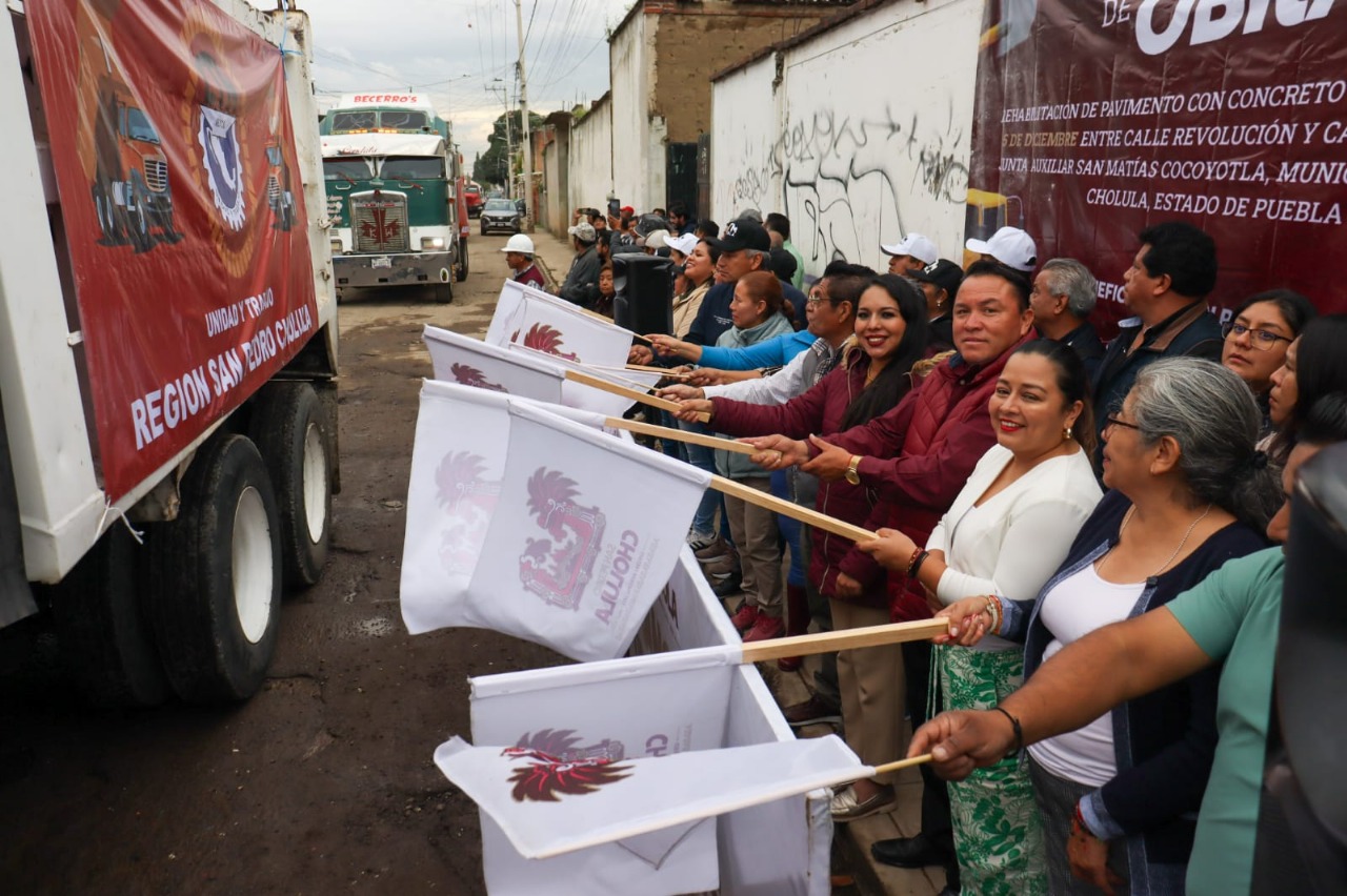 Tonantzin Fernández da banderazo de arranque a obras en Calvario y Cocoyotla