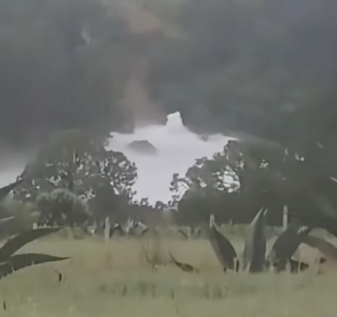 Huachigaseros dejan "recuerdito" a Claudia Sheinbaum en dia de visita a Tlaxcala