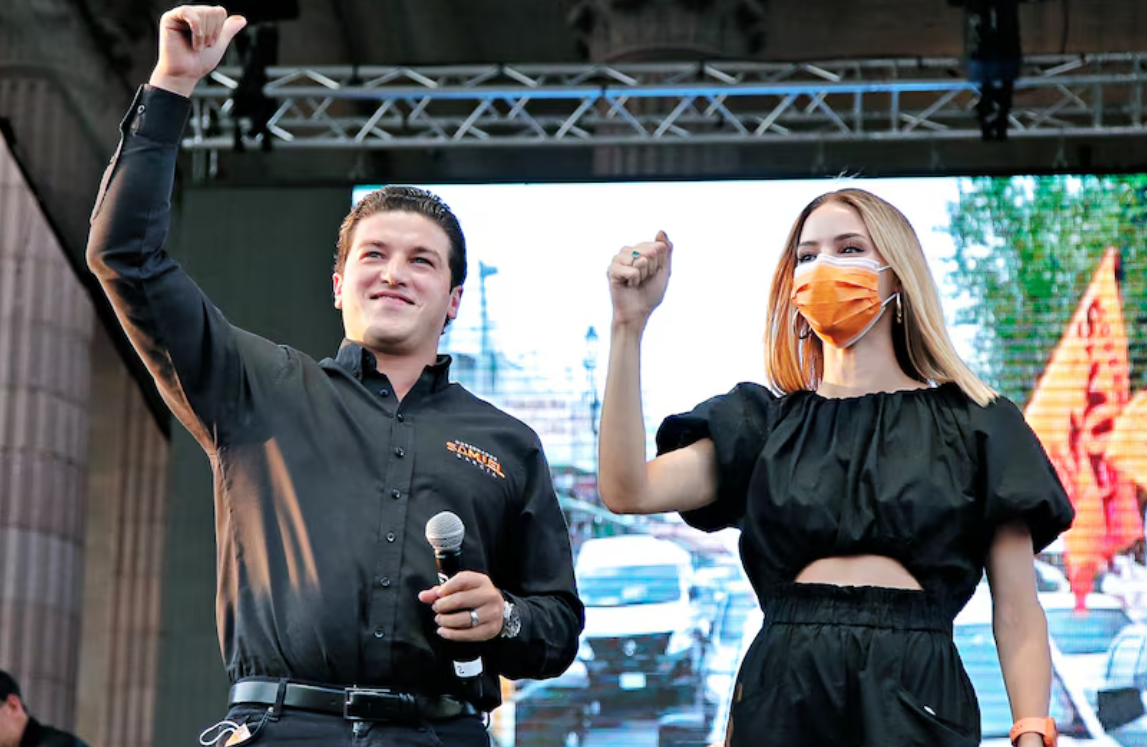 Acusan a Samuel García de impulsar candidatura de Mariana Rodríguez 2027