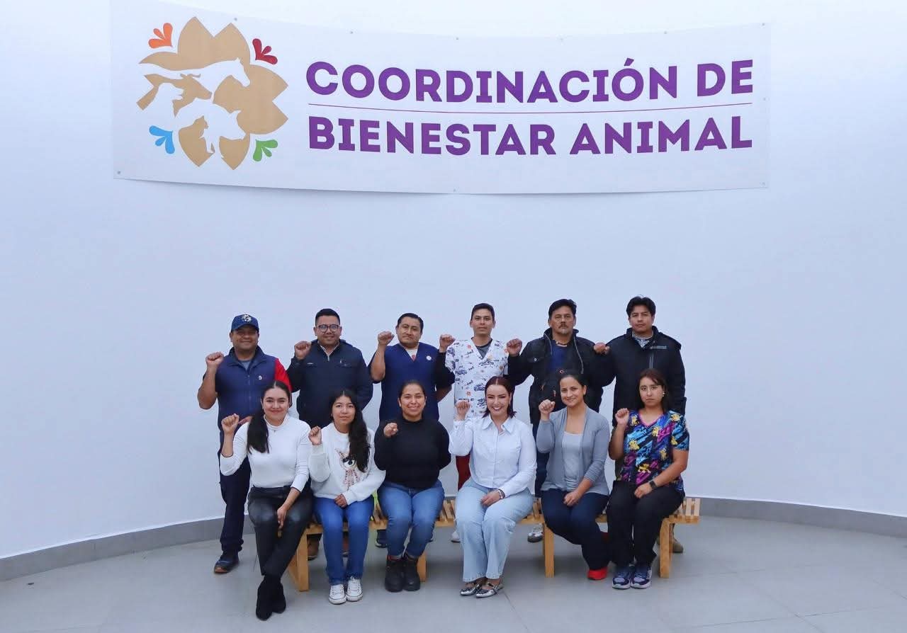 Trabajadores de CBA protestan contra titular recomendada de Lorena Cuéllar