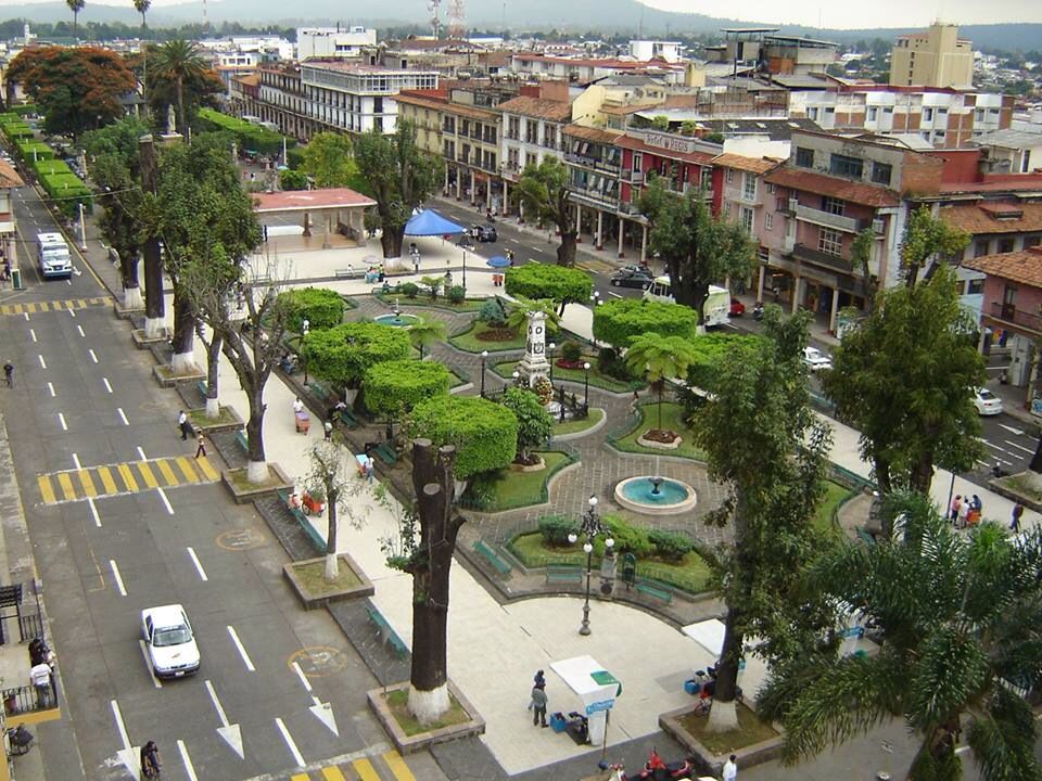 Uruapan cancela Grito y desfile 2025 tras ataque armado a policías