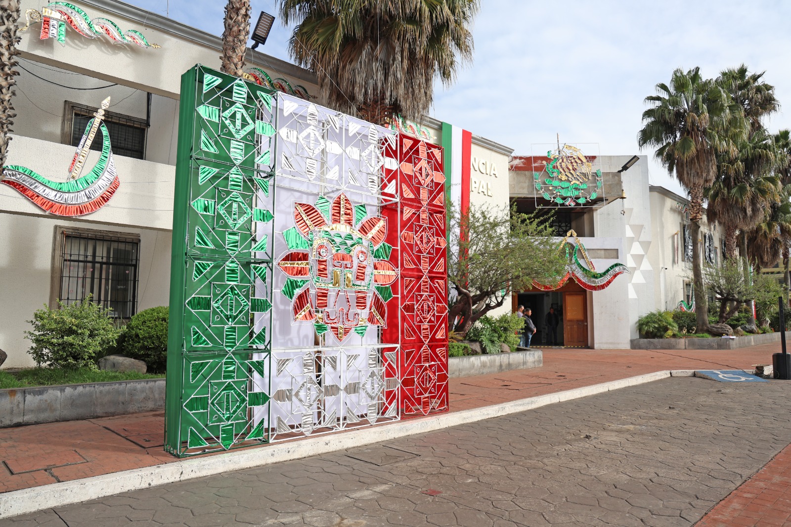 Omar Muñoz comienza festejos patrios en Cuautlancingo 