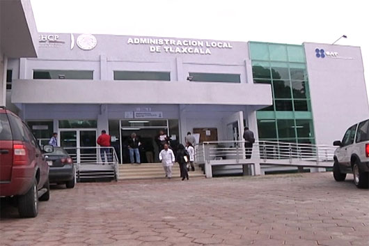 SAT permite deducir colegiaturas y transporte escolar en tu declaración anual