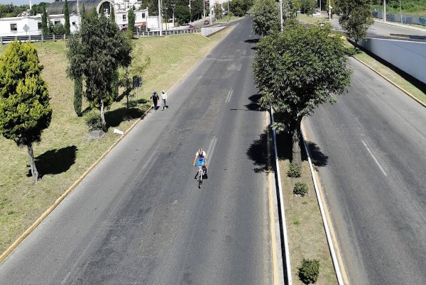 Lateral de la Recta a Cholula tendrá fotomultas y topes