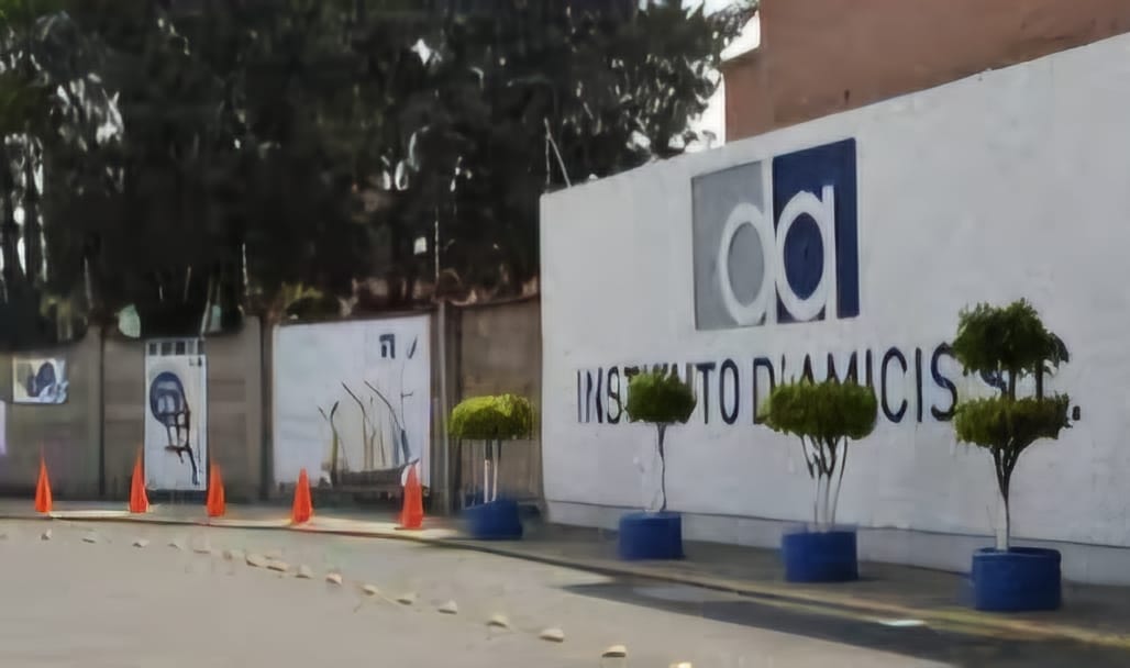 Instituto D’Amicis confirma salida de estudiante vinculado a proceso, tras inconformidad de padres de familia