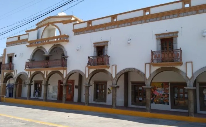 Juicio político en Contla: presidente de comunidad denuncia suspensión ilegal