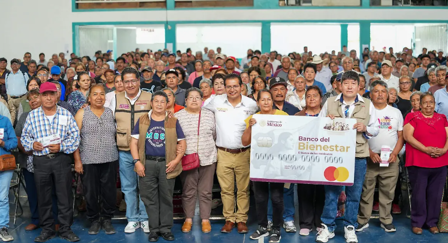 Tlaxcala entrega 2,416 tarjetas de Bienestar a nuevos beneficiarios
