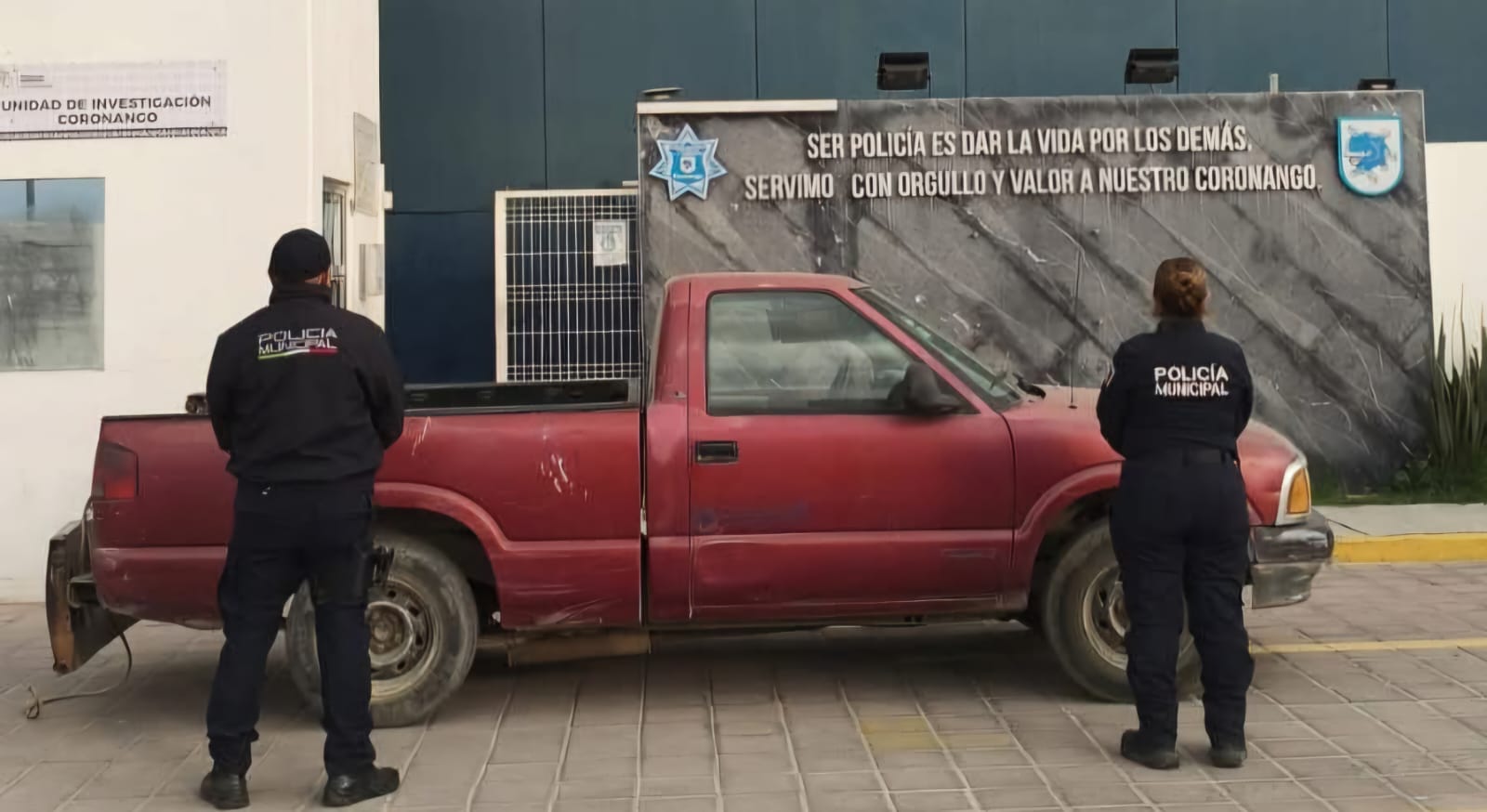 Recuperan camioneta robada y detienen a presunto responsable en Coronango