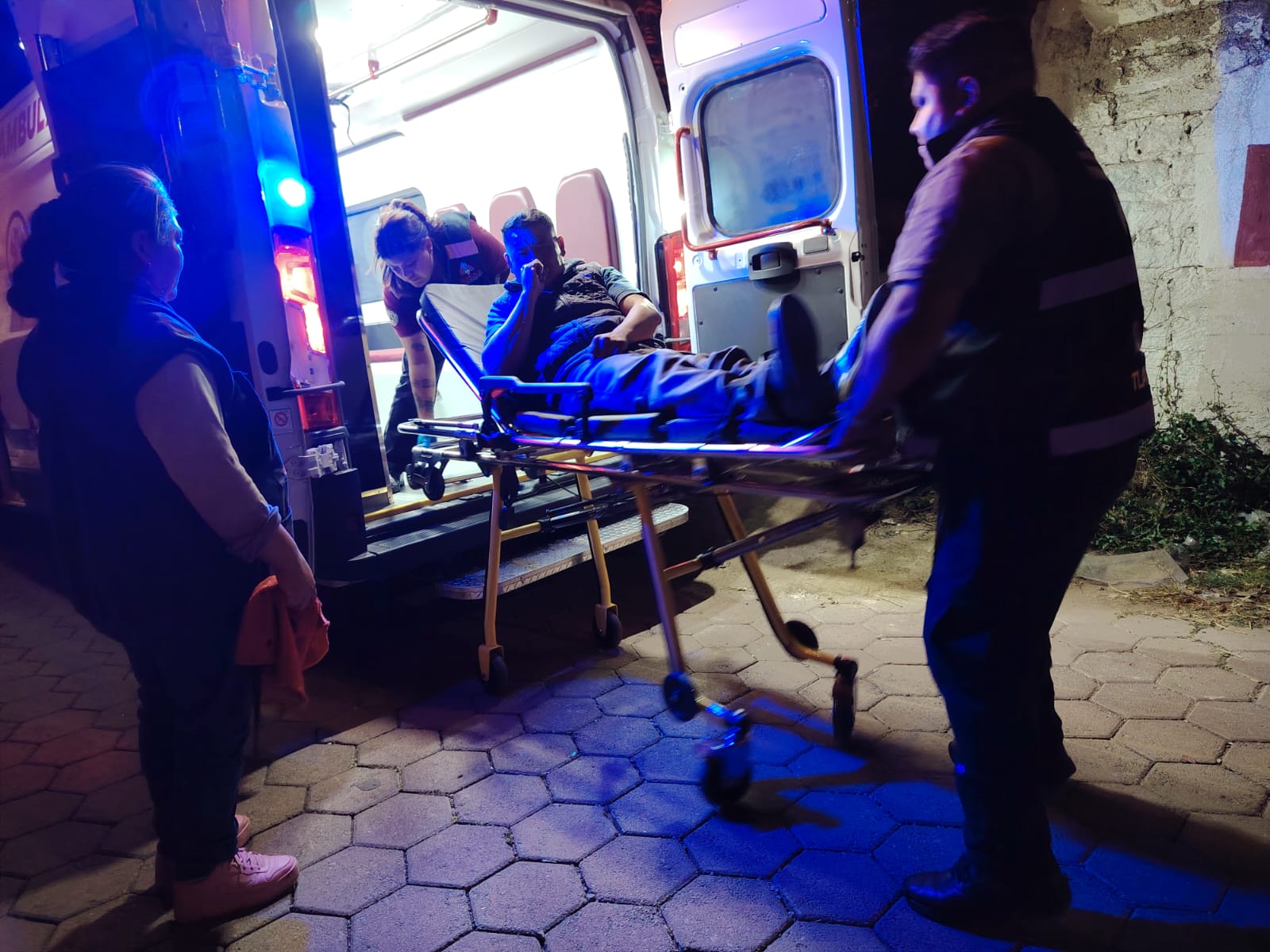 Se lleva tremendo susto familia en Cuauhtelulpan; pensaban que estaba muerto y solo andaba tomado