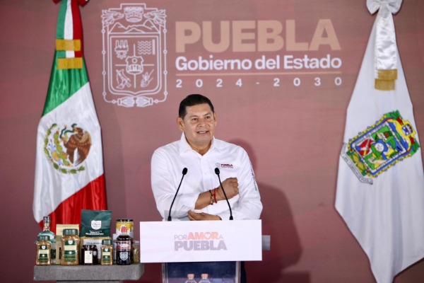 Pide Armenta que funcionarios con aspiraciones políticas se separen de su cargo 