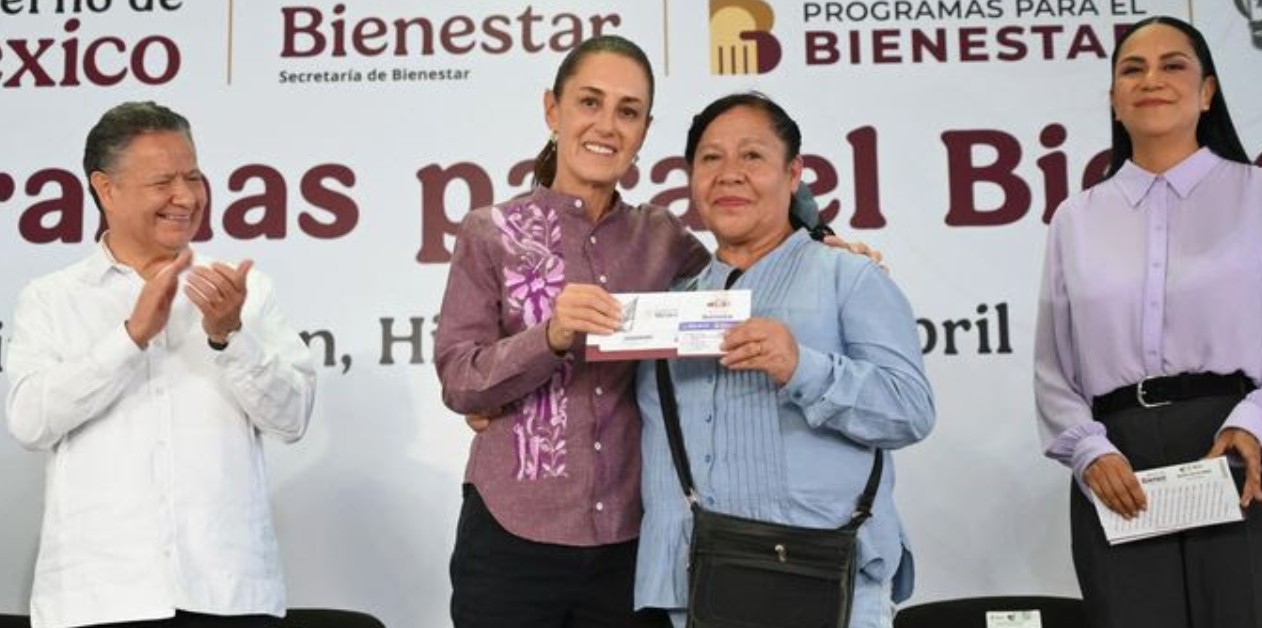 Sheinbaum entrega apoyos y refuerza mensaje nacional en Hidalgo