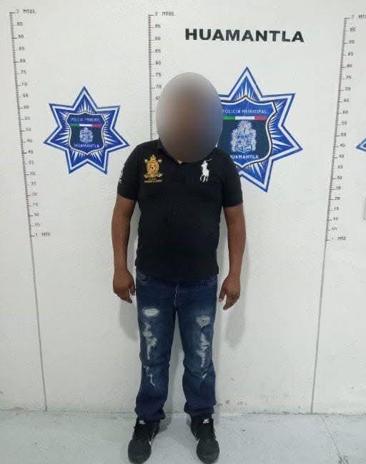 Detienen a “José “N” por manejar un vehículo con reporte de robo