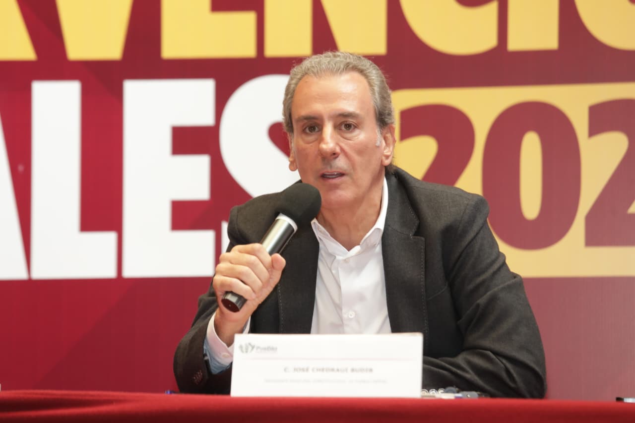 Ayuntamiento de Puebla lanza plan para intervenir casi 3 mil calles en un año