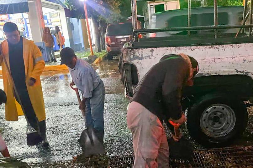 Granizada sorprende a Tlaxcala y moviliza brigadas en puntos clave de la capital
